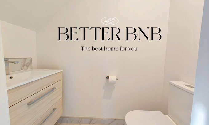 Trentham House | Modern & New 3 Beds 6 Guests