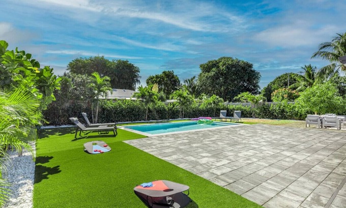 Deerfield Beach House | Modern Oasis with Tiki Hut & Private Heated Pool