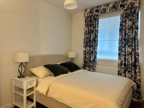 Brompton & Hans Town Apartment | Modern One Bedroom Apartment, Sloane Square