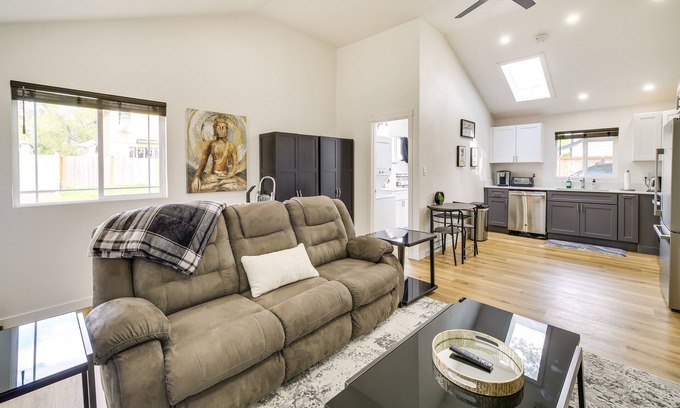 Pacific House | Modern Pacific Vacation Rental: 5 Mi to Lake Tapps