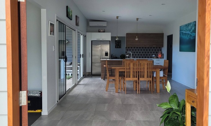 Coolum Beach House | Modern Private 4 bedroom house