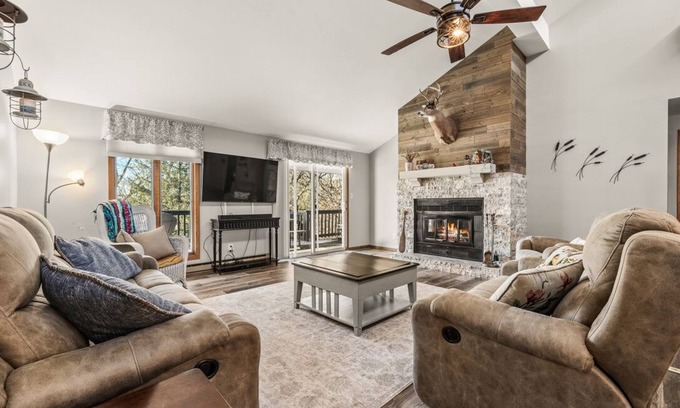 Waupaca House | Modern & Private Lakefront Retreat in Waupaca!