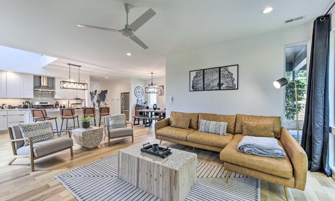 Downtown House | Modern Raleigh Home with Patio about 2 Mi to Downtown!