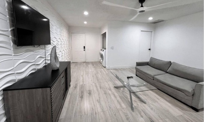 Las Vegas Apartment | Modern renovated apartment in Fremont