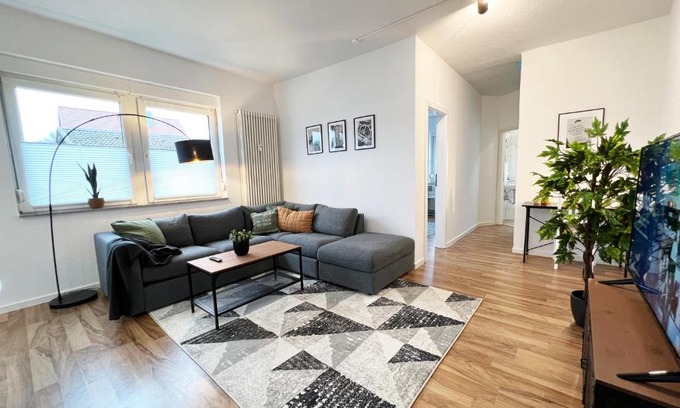 Momlingen Apartment | Modern Ruhig 6 Gäste 110m2 Wlan