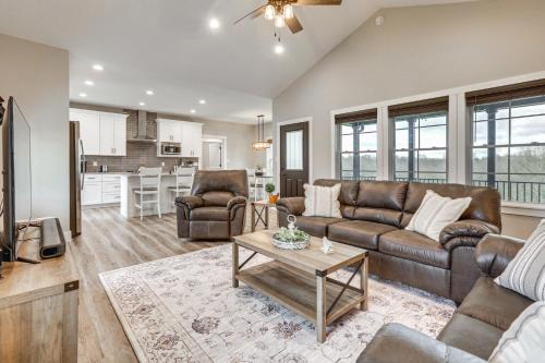 Rutland House | Modern Sadieville Home with Yard and Gas Grill!