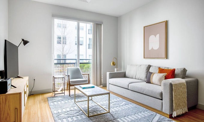 D Street - West Broadway Apartment | Modern South Boston 1BR w/Gym, W/D by Seaport & Lawn on D by Blueground