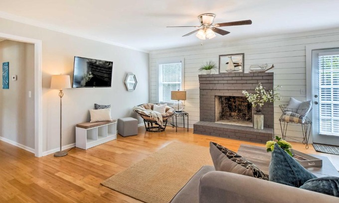 Harborgate Shores House | Modern Southern Comforts Home Near Charleston