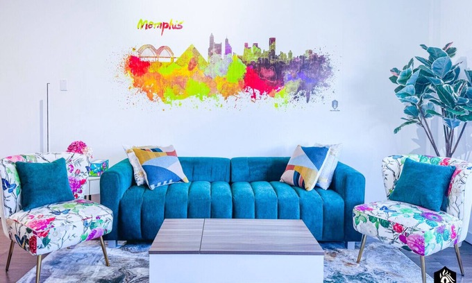 Downtown Memphis Apartment | Modern Spacious Loft in Downtown w/free parking