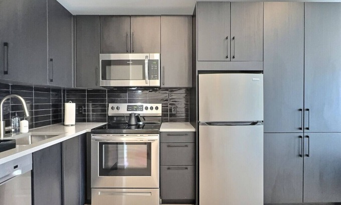 Five Points South Apartment | Modern Studio | Gym + Tesla Rides | Near UAB