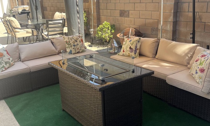 Magnolia Park Apartment | Modern Studio in Burbank