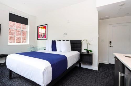 Fenway–Kenmore Apartment | Modern Studio in Historic Boston - Unit #302