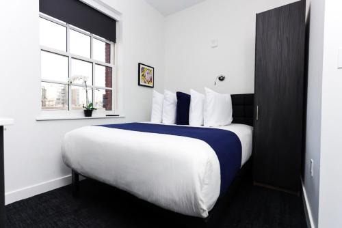 Fenway–Kenmore Apartment | Modern Studio in Historic Boston - Unit #402