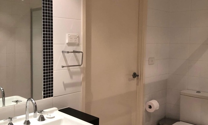 Canberra City Centre Apartment | Modern,Stylish,Comfort Apt @ Metro CBD
