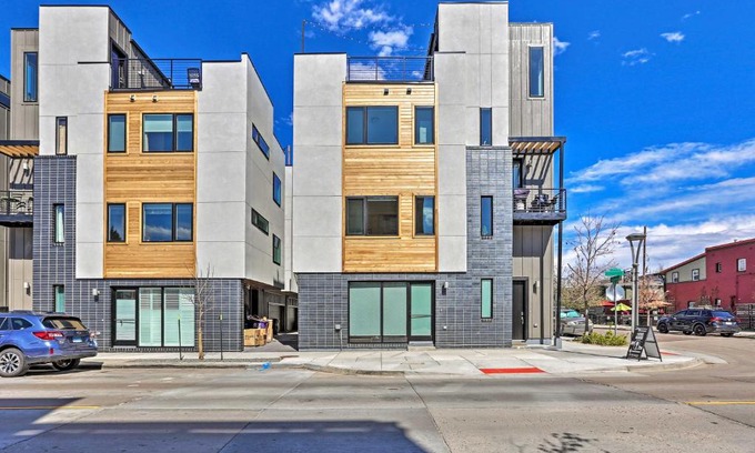 Berkeley House | Modern Townhome with Rooftop and Mountain Views!