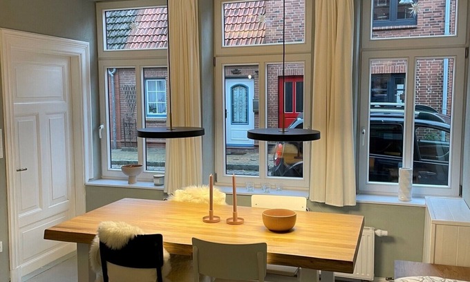 Friedrichstadt House | Modern townhouse in the heart of Friedrichstadt