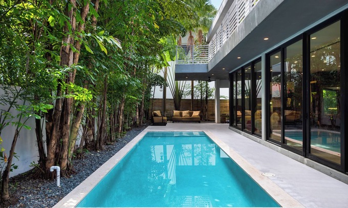 Southwest Coconut Grove House | Modern Tropical Oasis w/Private Pool + Sauna & Cold Plunge in Central Miami