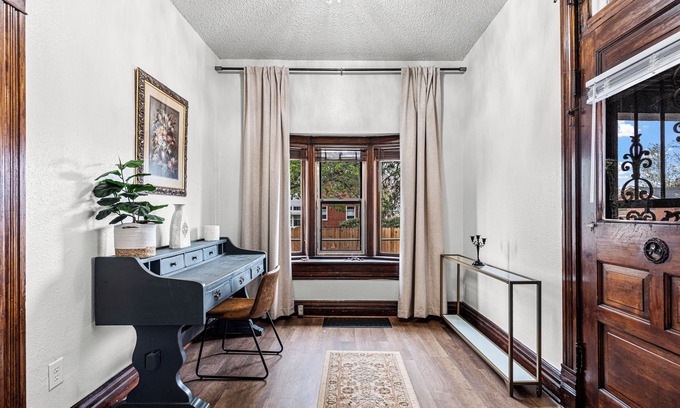 Pueblo House | Modern Victorian sleeps 6 trailer parking
