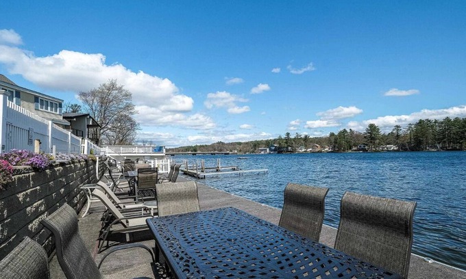 Winnisquam Condo | Modern Waterfront Condo with Views and Lake Access
