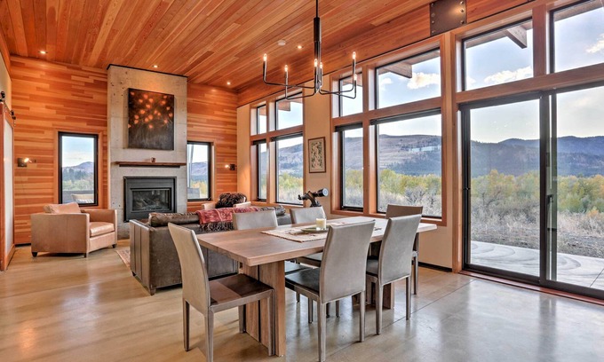 Winthrop House | Modern Winthrop House & Studio Near Chewuch River!