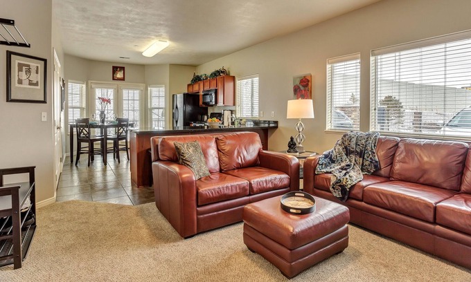 Draper Condo | Modern Zen Condo in SLC Area Close to Ski Resorts