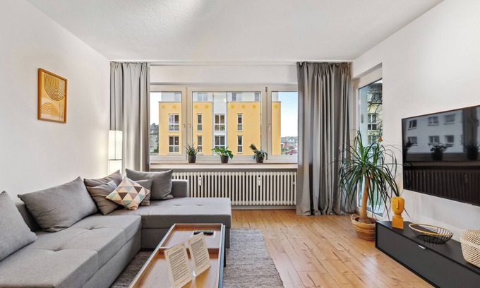 Rheinhausen Apartment | Moderne 3 Zimmer-wohnung 68m² Parken Vollausgestattet