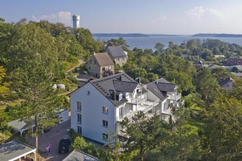 Lietzow Apartment | moderne Ferienwohnung mit Sauna und Terrasse - Ferienresidenz Zwei Bodden 112