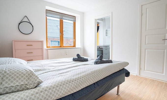 Holstebro Apartment | Modernized Bed & Bath