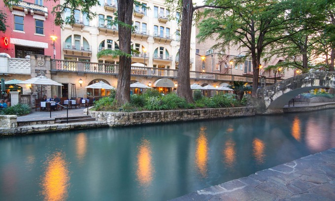 Downtown San Antonio Hotel | Mokara Hotel & Spa San Antonio