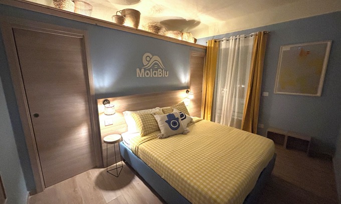 Mola di Bari Apartment | MolaBlu - little rooms in Puglia