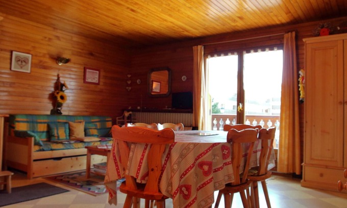Les Carroz-d'Araches Apartment | Mole