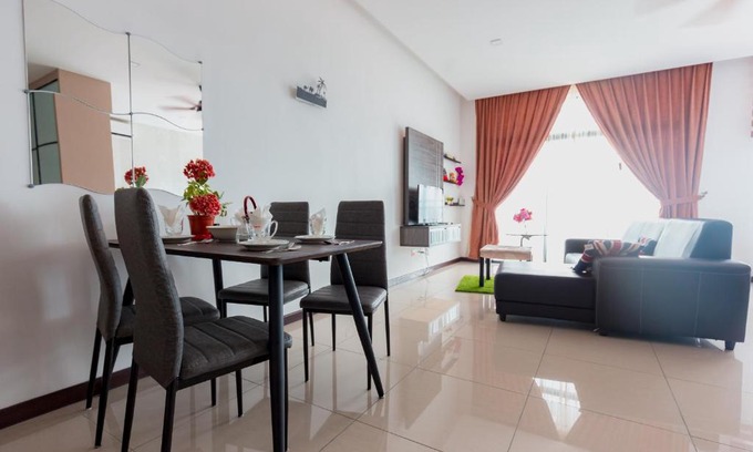 Johor Bahru Apartment | molek regency