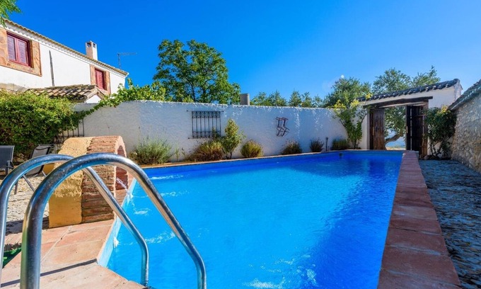 Algarinejo Villa | Molino Los Justos - Casa Molino Algarinejo by Ruralidays