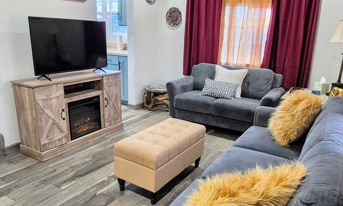 Westwood House | Molly's Mountain Retreat 3 bedroom 1 bath modern home minutes to Lake Almanor
