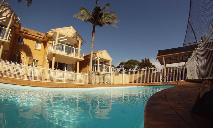 Mollymook Beach Apartment | Mollymook Sands - Unit 14. Walk to cafes, shops and beach.