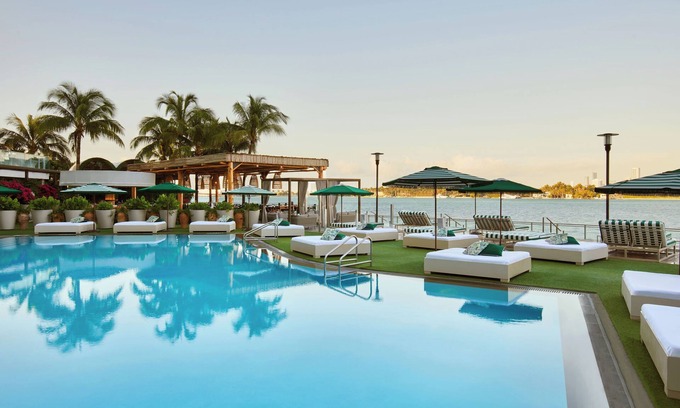 West Avenue Hotel | Mondrian South Beach