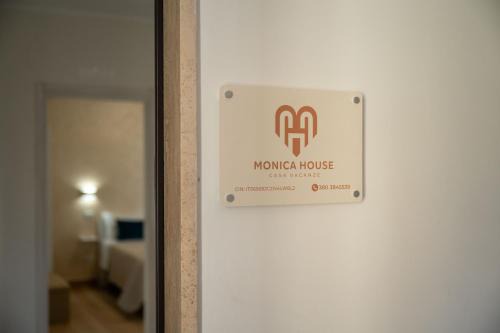Lancusi House | MonicaHouse
