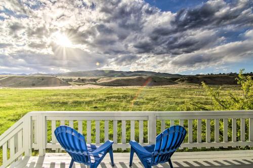 Emigrant Apartment | Montanas Emigrant Peaks Getaway Apt with Amenities