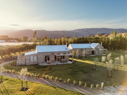Clyde Apartment | Monte Christo Winery Cottages