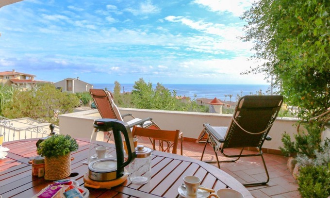 Cala Gonone Apartment | Monte Ruiu House with garden