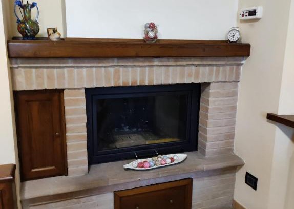 Colpetrazzo Apartment | Montemartano