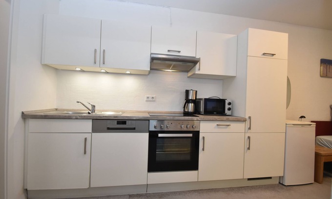Flensburg Apartment | Monteuerwohnung III - Inexpensive apartment with 4 bedrooms