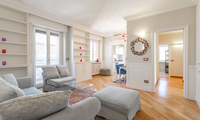 Gianicolo Apartment | Monteverde 2BDR Penthouse