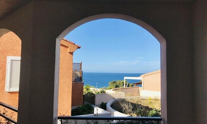 Monticello Apartment | MONTICELLO - L'ÎLE-ROUSSE APPARTEMENT BORD DE MER 3 Pièces 4 Personnes