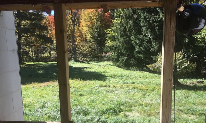 Monticello Cottage | MONTICELLO RACEWAY CAMP CUTEST AND CLEAN HOUSE WITH HUGE BACKYARD, FOREST RIVER