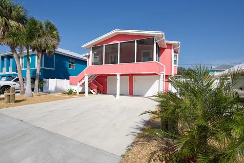 Mid Island House | Montishello on Jefferson by Sun Palace Vacations