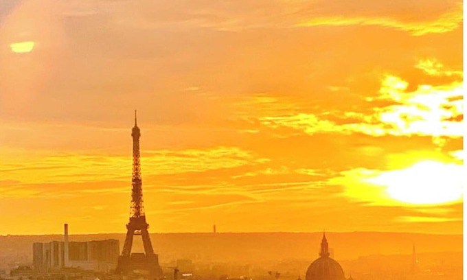 Montmartre Apartment | Montmartre Flat With Eiffel Tower View