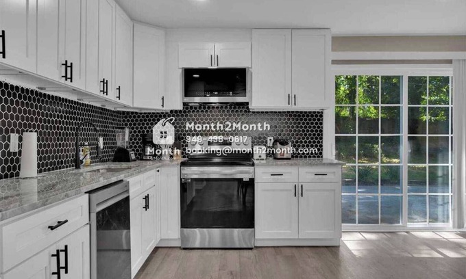 Newark House | Montrose Meadow Retreat #42078