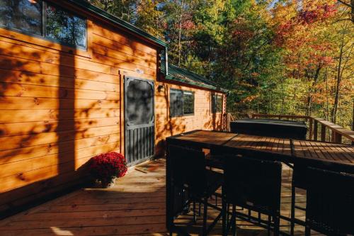 Campton Ski Chalet | Moonshine Manor