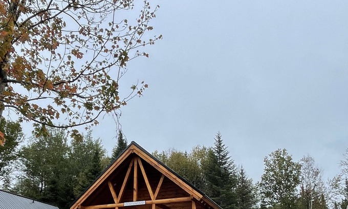 Pittsburg Cabin | Moose Alley Northwood Cabin